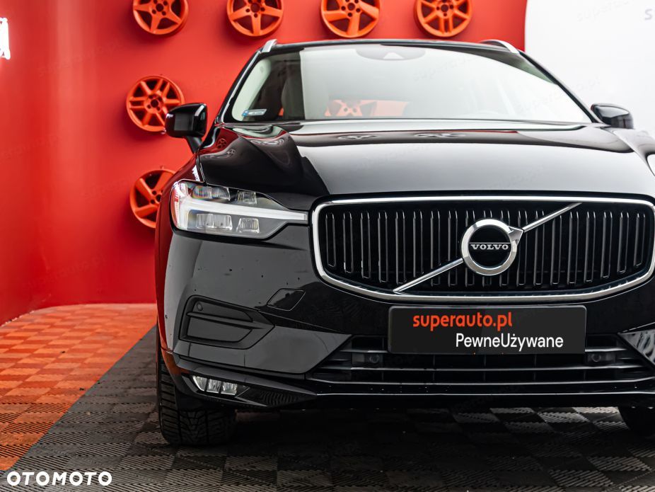 Volvo XC 60 B4 D AWD Momentum Pro - 28