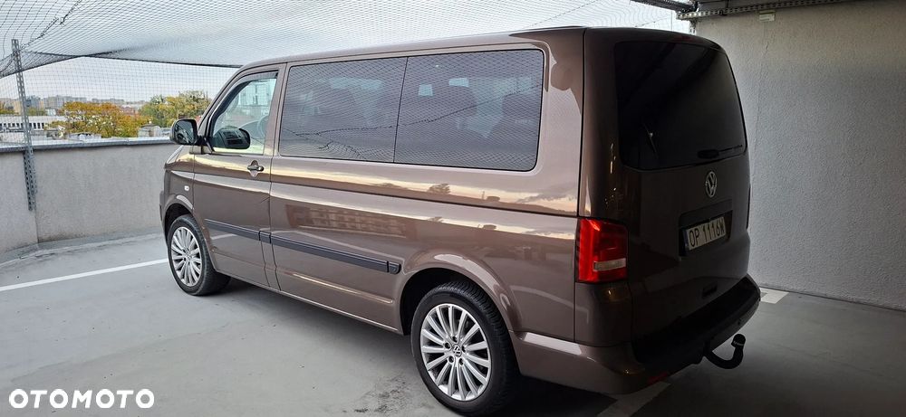 Volkswagen Multivan 2010 photo 4
