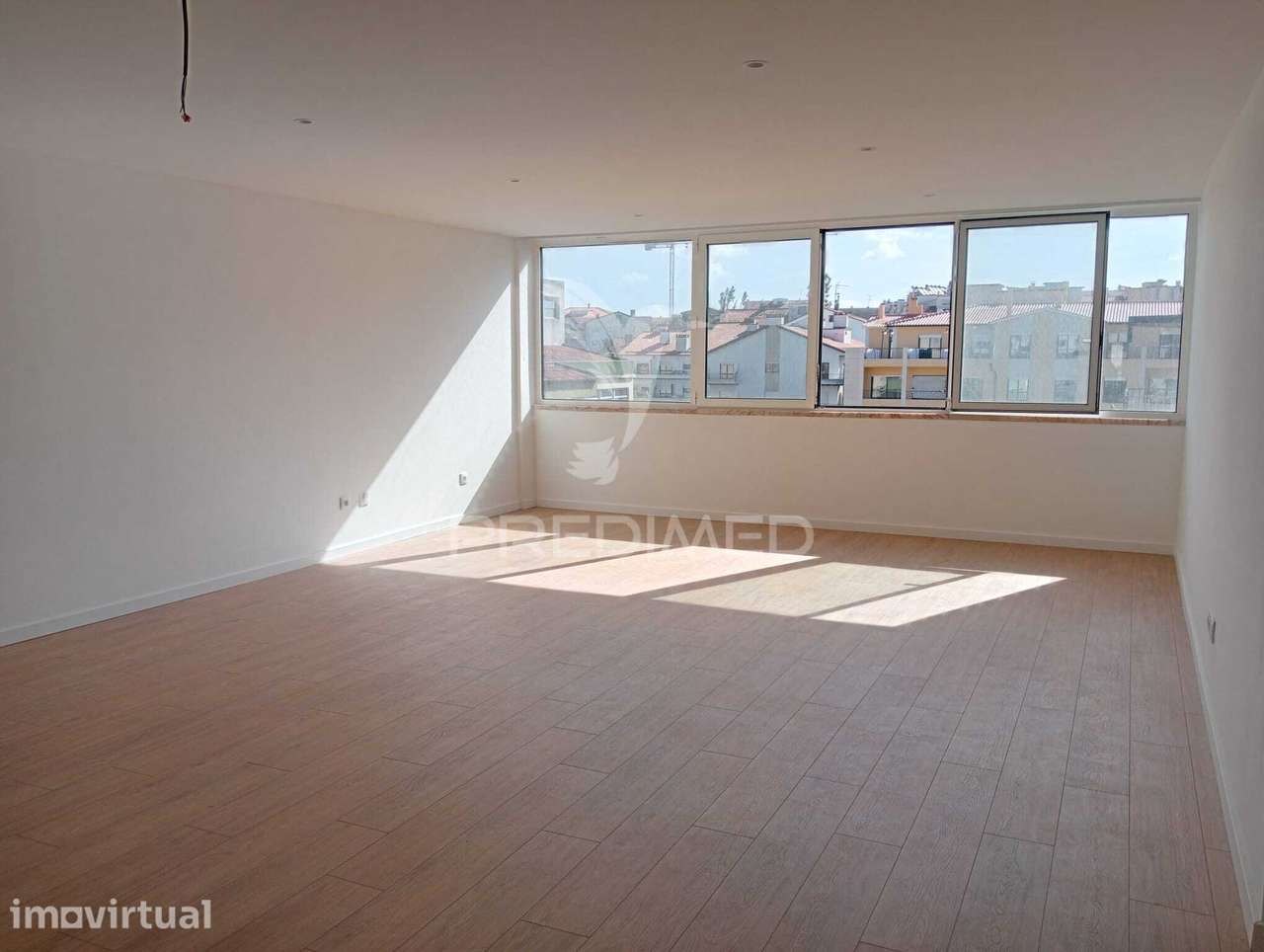 Apartamento T3 Totalmente Remodelado - Quinta da Alçada, Rua Pedro... - Grande imagem: 2/15