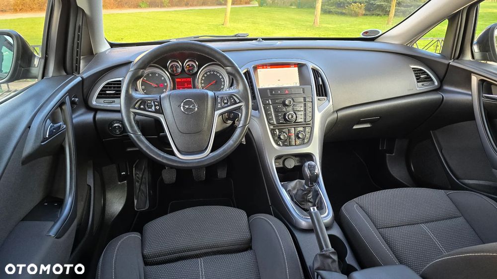 Opel Astra - 10