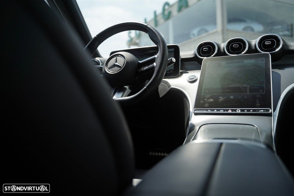 Mercedes-Benz C 300 de AMG Line - 16