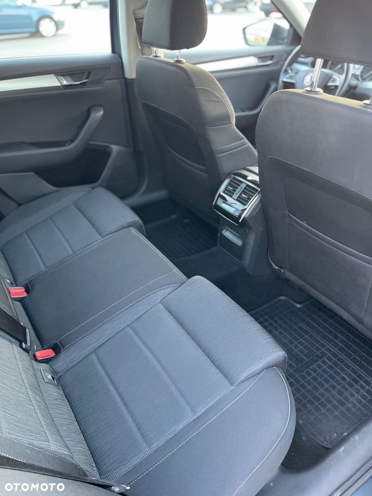 Skoda Superb 1.5 TSI ACT Ambition DSG - 8
