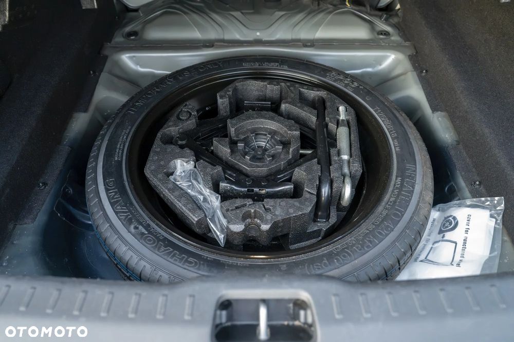 Volvo S90 T4 Momentum Pro - 29