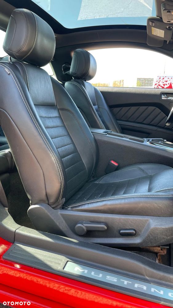 Ford Mustang 3.7 V6 Premium - 7