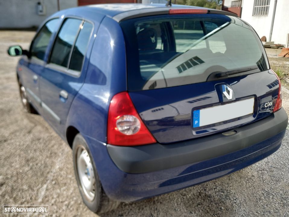 Renault Clio II de 2001 1.2i para peças - 3