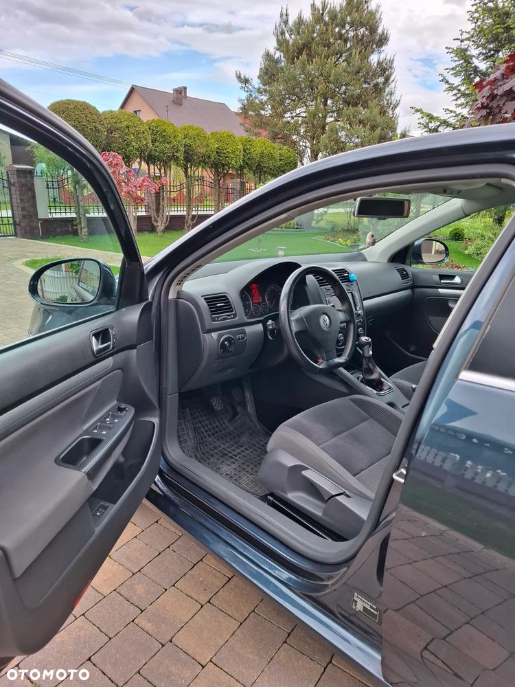 Volkswagen Jetta 1.9 TDI Comfortline - 19
