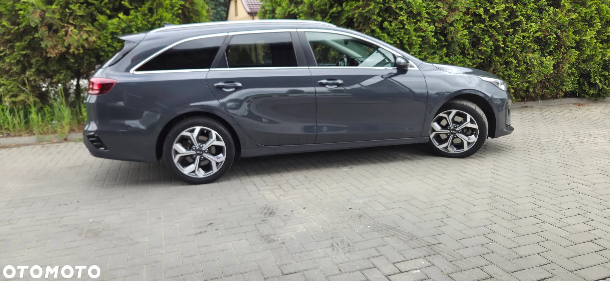 Kia Ceed 1.6 GDI PHEV L Business Line DCT - 14