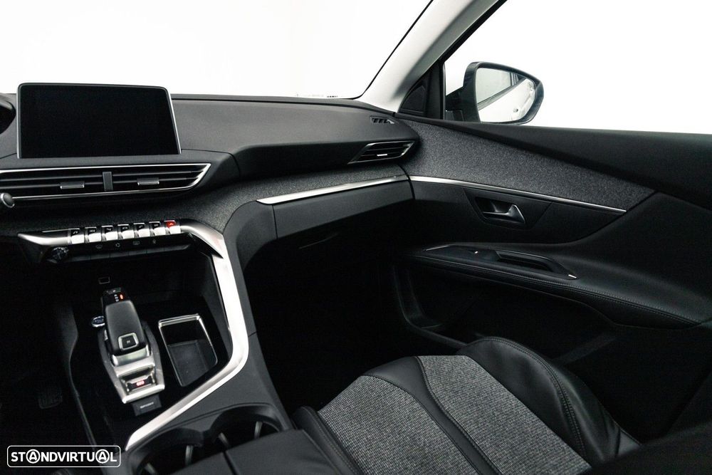 Peugeot 5008 1.5 BlueHDi Allure EAT8 - 10