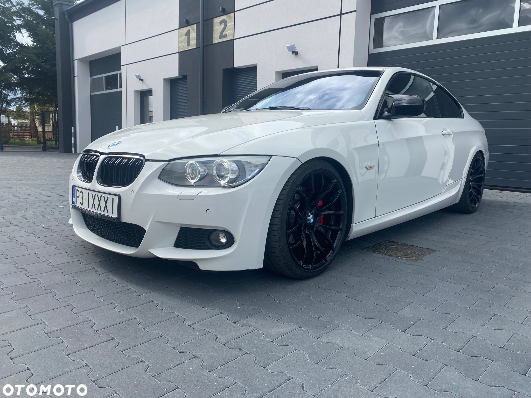 BMW Seria 3 335i xDrive Coupe - 12
