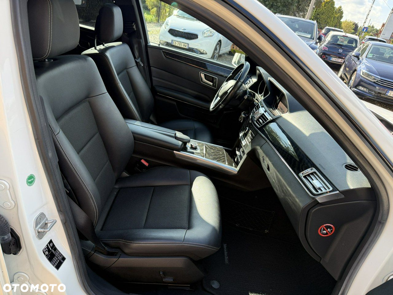 Mercedes-Benz Klasa E 220 T CDI 7G-TRONIC Avantgarde - 20