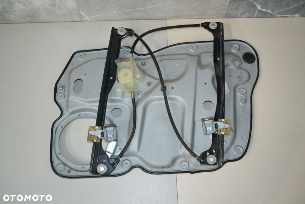 VW CADDY TOURAN 2010-2015 MECHANIZM OPUSZCZANIA SZYB EL PRZÓD PRZEDNI LEWY 1T1837729BC - 2