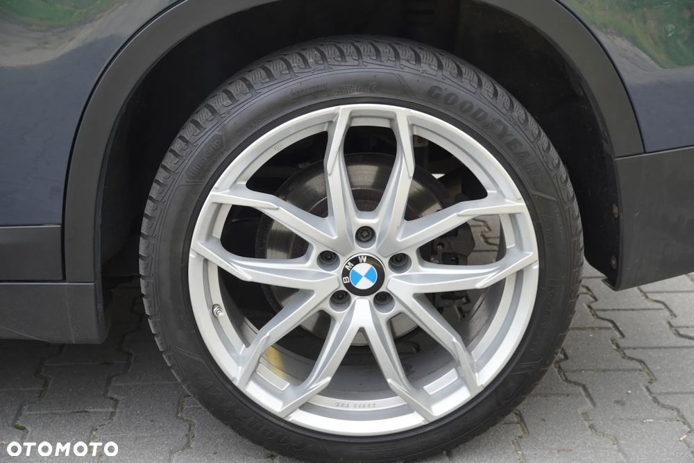 BMW X1 xDrive20d - 14
