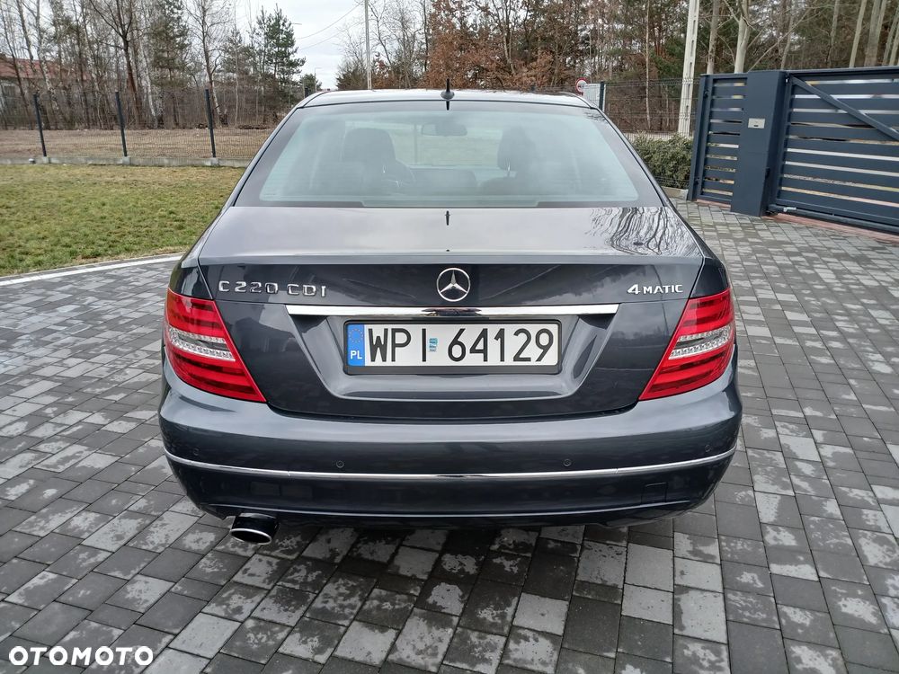 Mercedes-Benz Klasa C 220 CDI BlueEff 4-Matic Avantgarde - 5