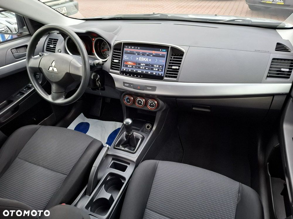 Mitsubishi Lancer - 18
