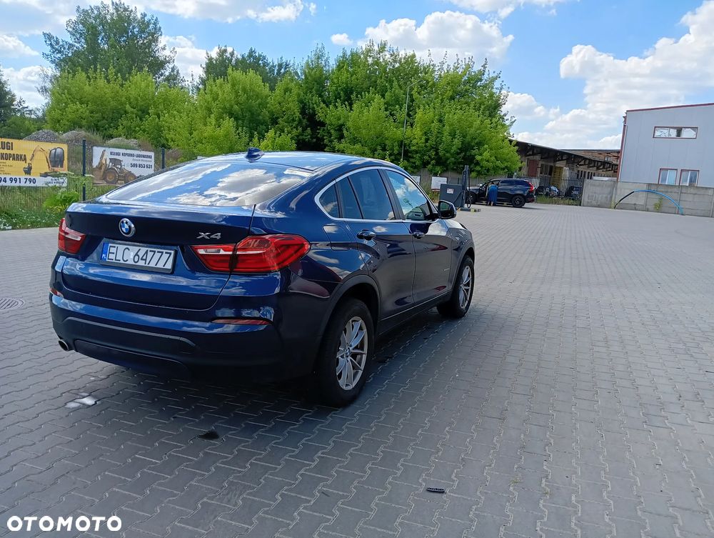 BMW X4 xDrive20d xLine - 24