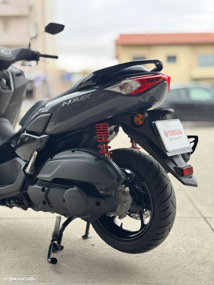 Yamaha NMAX - 8