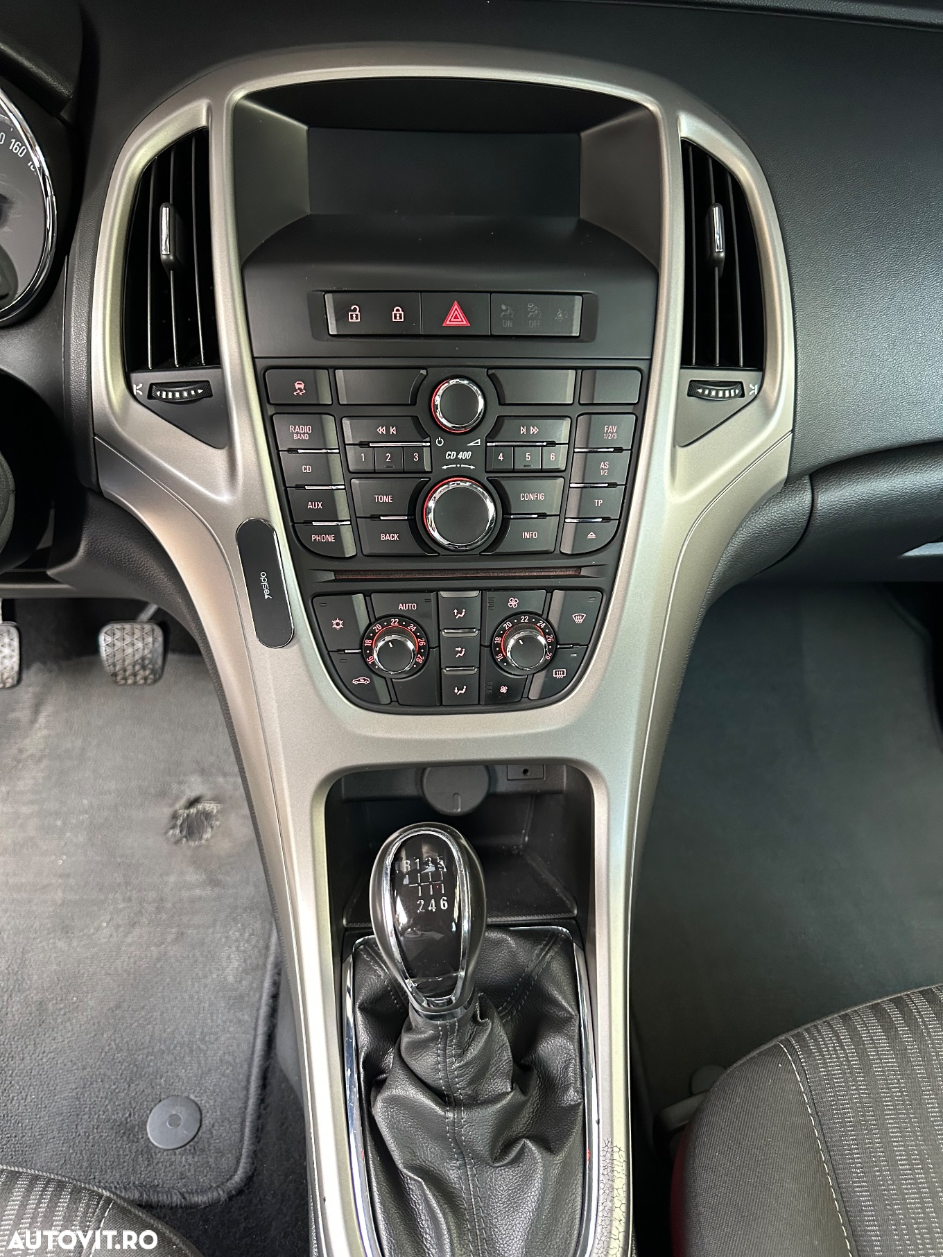 Opel Astra 1.4 Turbo Cosmo - 12