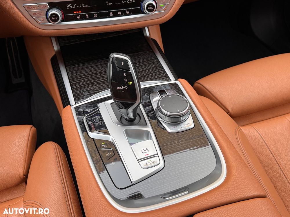 BMW Seria 7 730d xDrive - 8