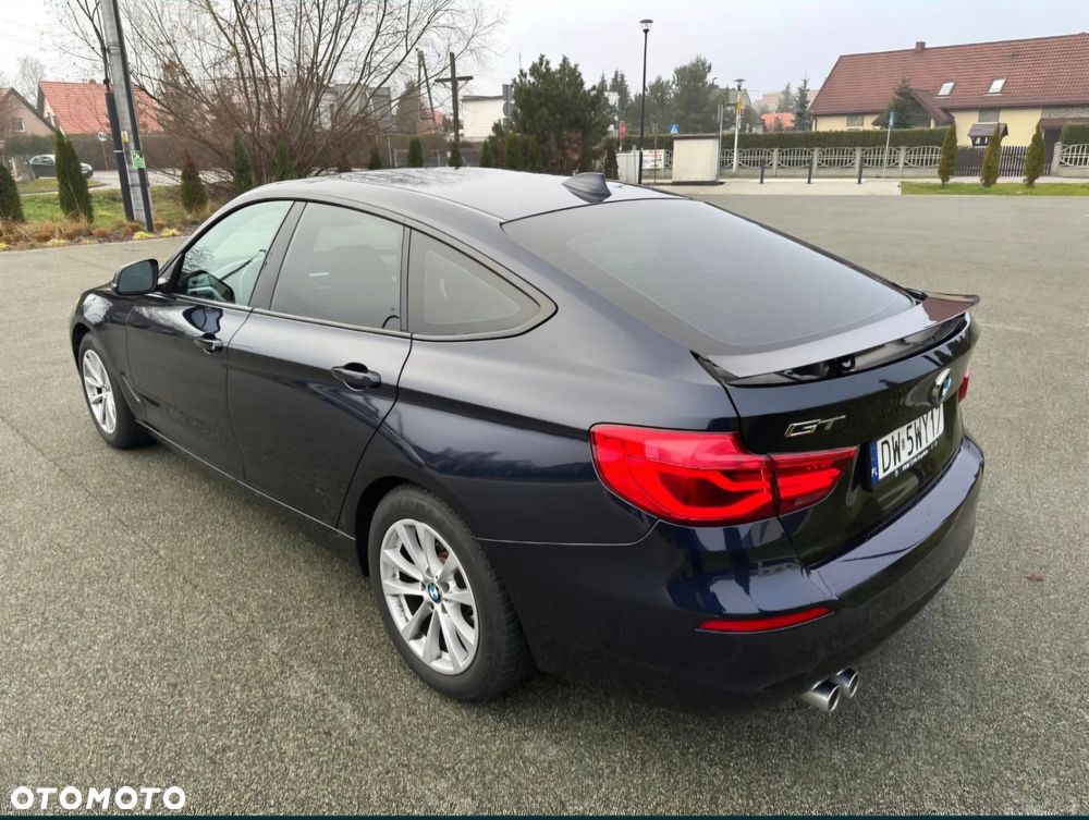 BMW Seria 3 330i GPF Luxury Line - 6