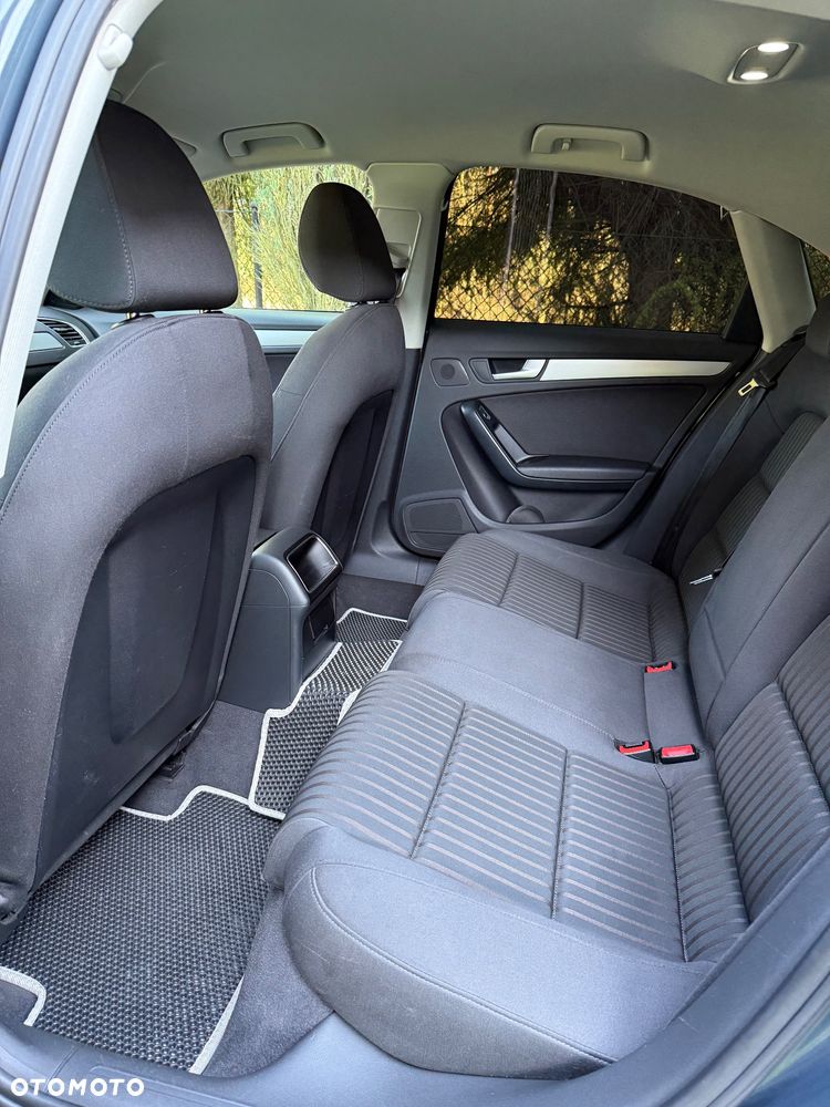 Audi A4 Limousine 2.0 TDI - 11