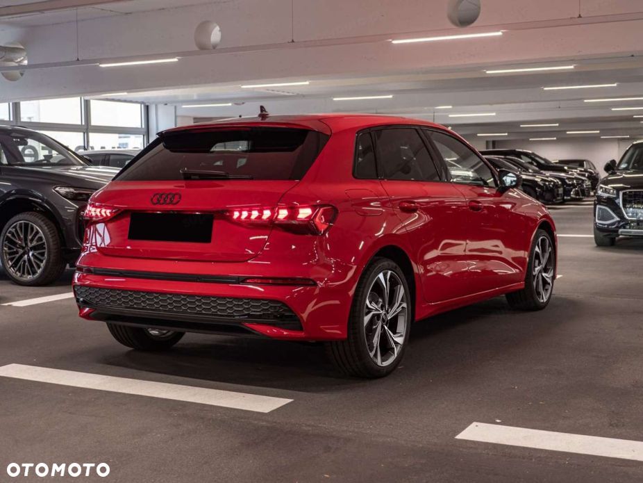 Audi A3 Sportback 35 TFSI mHEV Advanced S tronic - 4