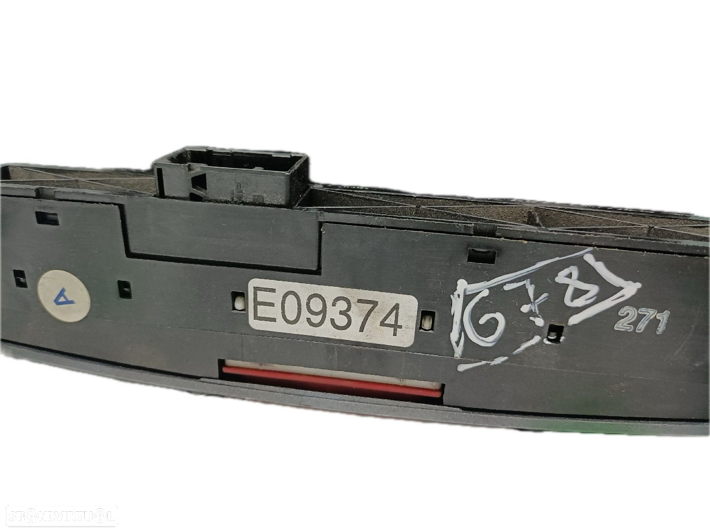 Comando / Botão De Sofagem / Climatronic Alfa Romeo 147 (937_) - 5