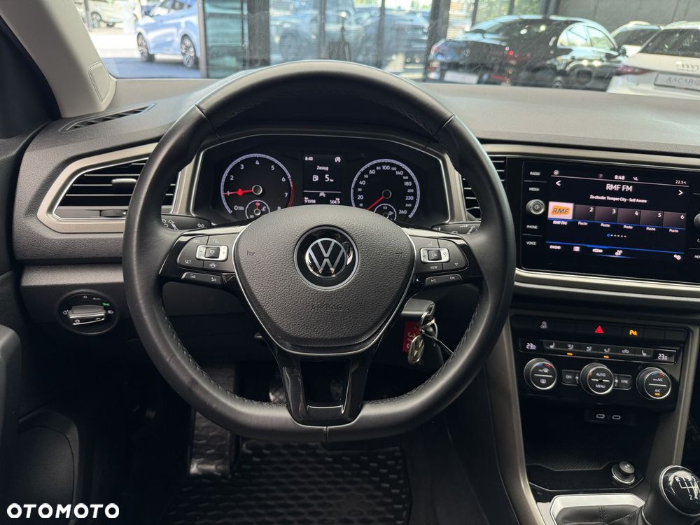 Volkswagen T-Roc 1.0 TSI Advance - 17