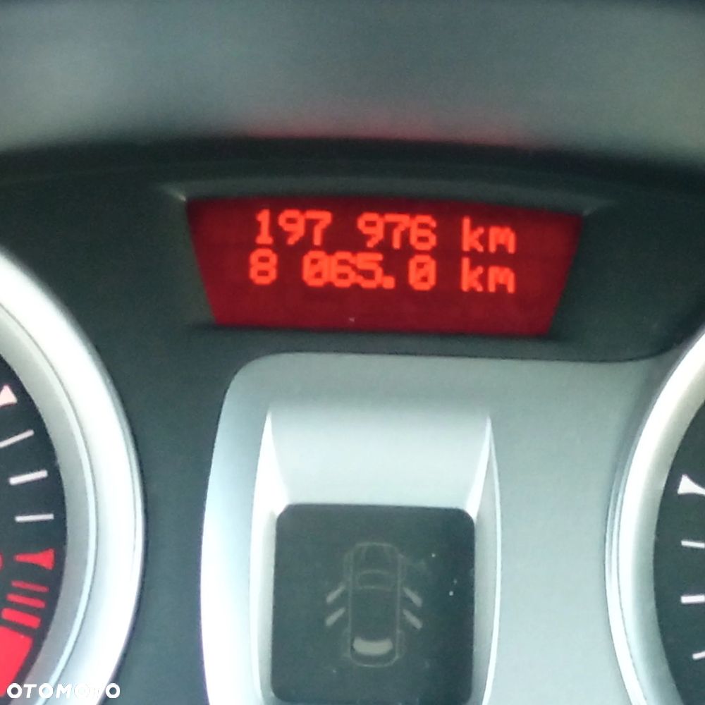 Renault Clio - 8
