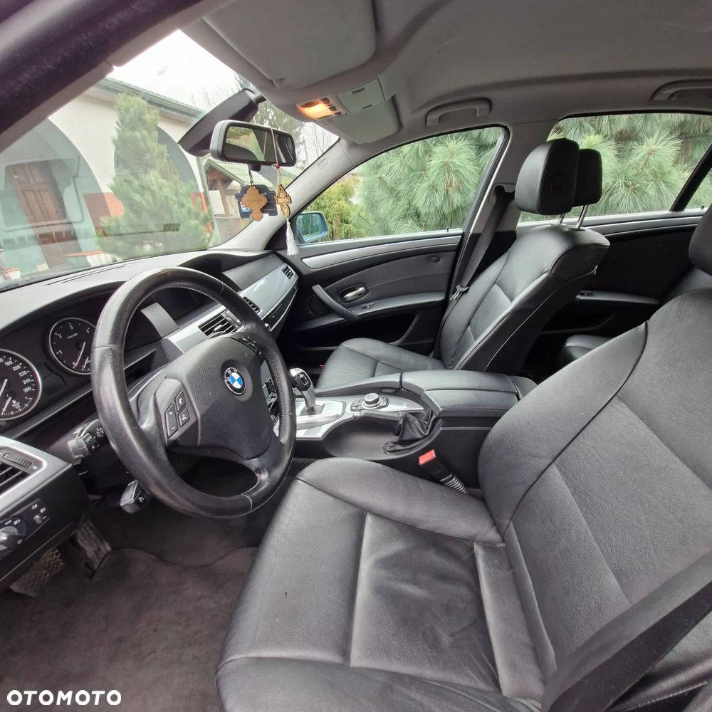 BMW Seria 5 520d - 4