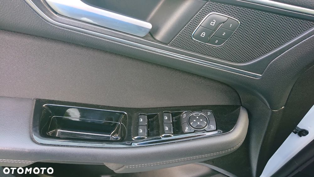 Ford S-Max 2.0 TDCi Trend PowerShift - 13