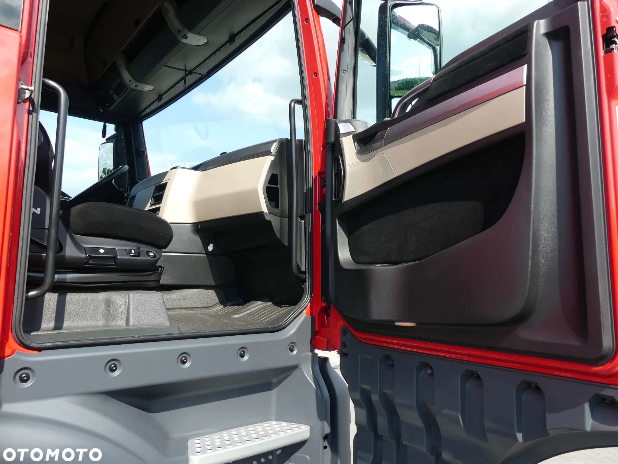 MAN TGX 18.500 / EURO 6 / AUTOMAT / KLIMA POSTOJOWA / - 18