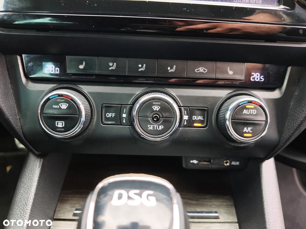Skoda Octavia 2.0 TDI 4x4 DSG Scout - 23