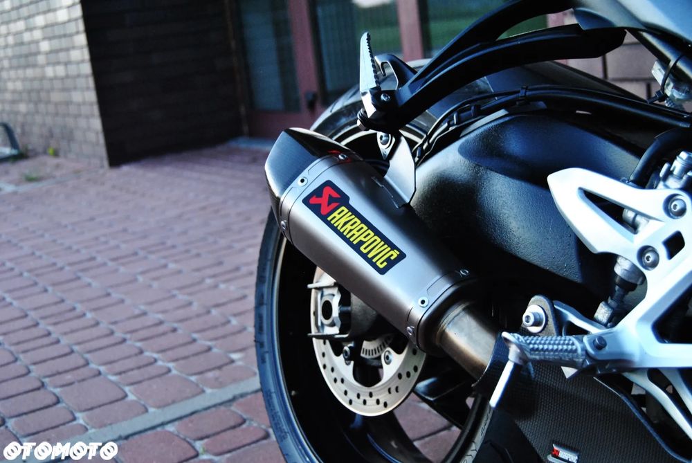 Suzuki GSX - 7