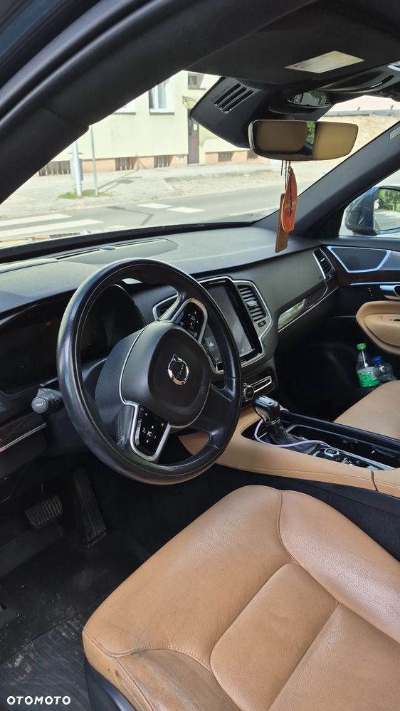 Volvo XC 90 - 7
