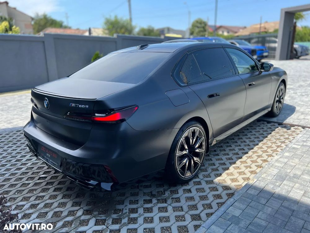 BMW M7 M760e xDrive AT PHEV - 5