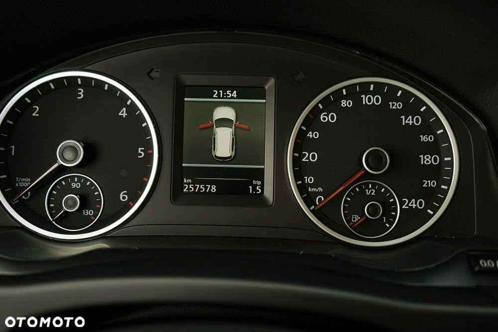 Volkswagen Tiguan - 23