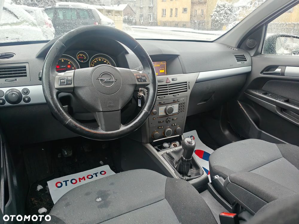 Opel Astra 1.9 CDTI DPF Sport - 6