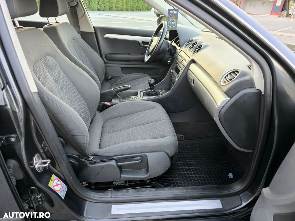 Seat Exeo 2.0 TDI 143 CP Style - 8