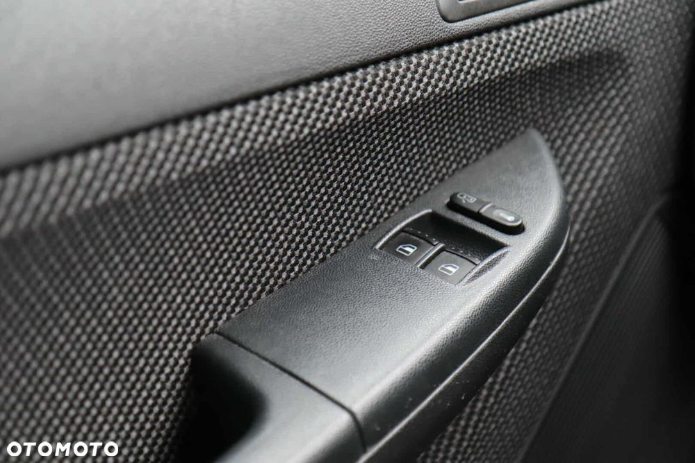 Skoda Fabia 1.4 16V Ambiente - 5