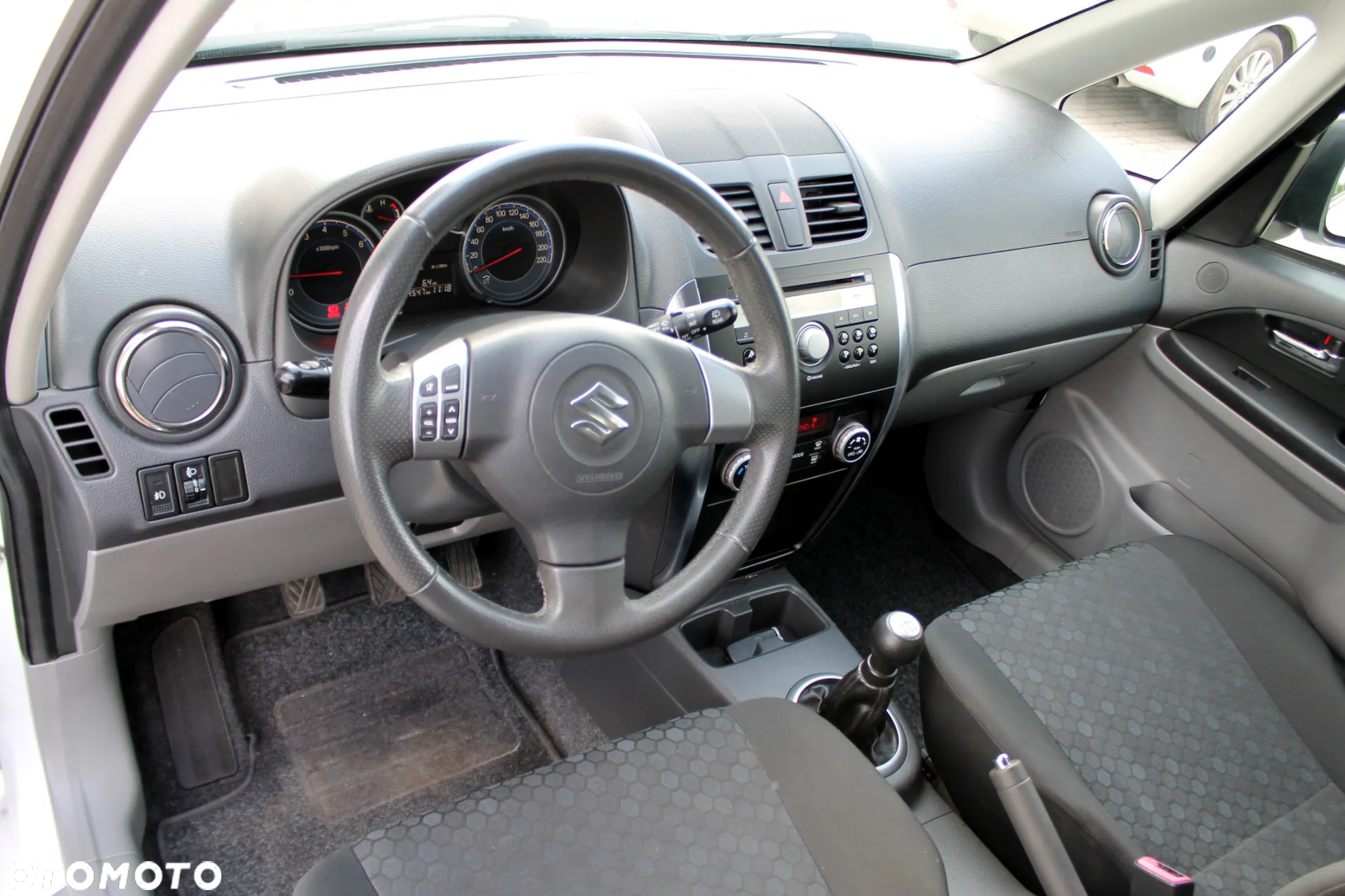 Suzuki SX4 1.6 Comfort Plus 4WD - 11