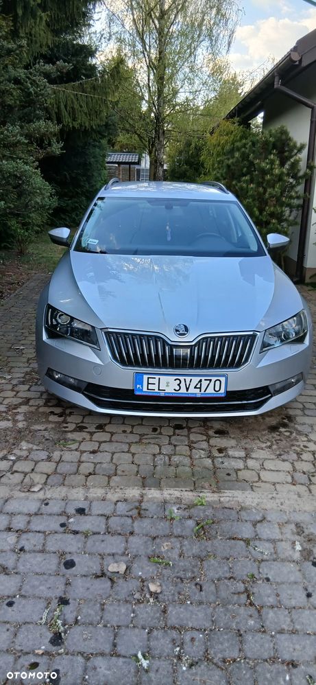 Skoda Superb 2.0 TDI Ambition - 1