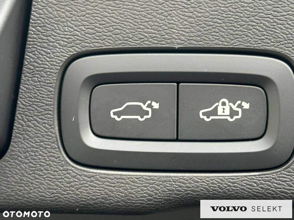 Volvo XC 60 - 21