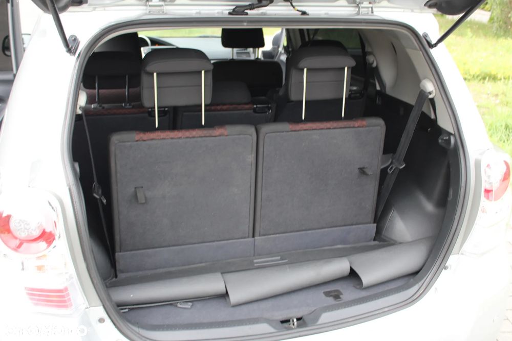 Toyota Verso 1.8 7-Sitzer Comfort - 14