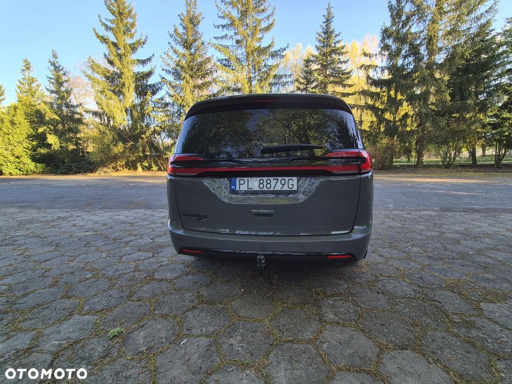 Chrysler Pacifica - 6