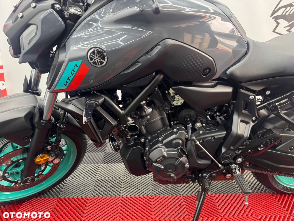 Yamaha MT - 13