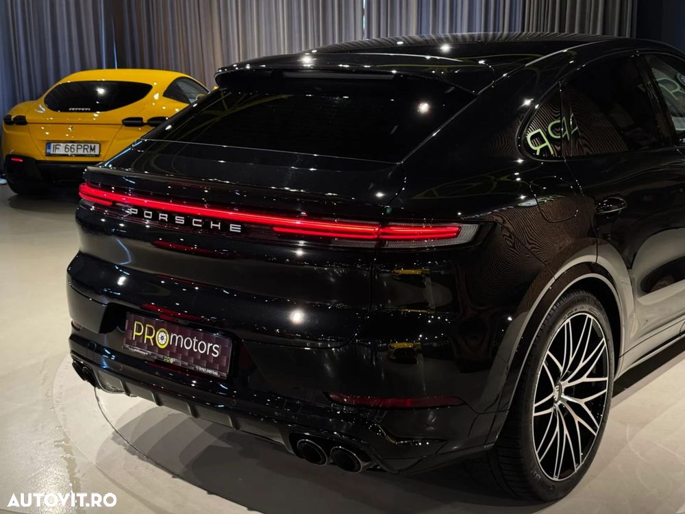 Porsche Cayenne Coupe - 7