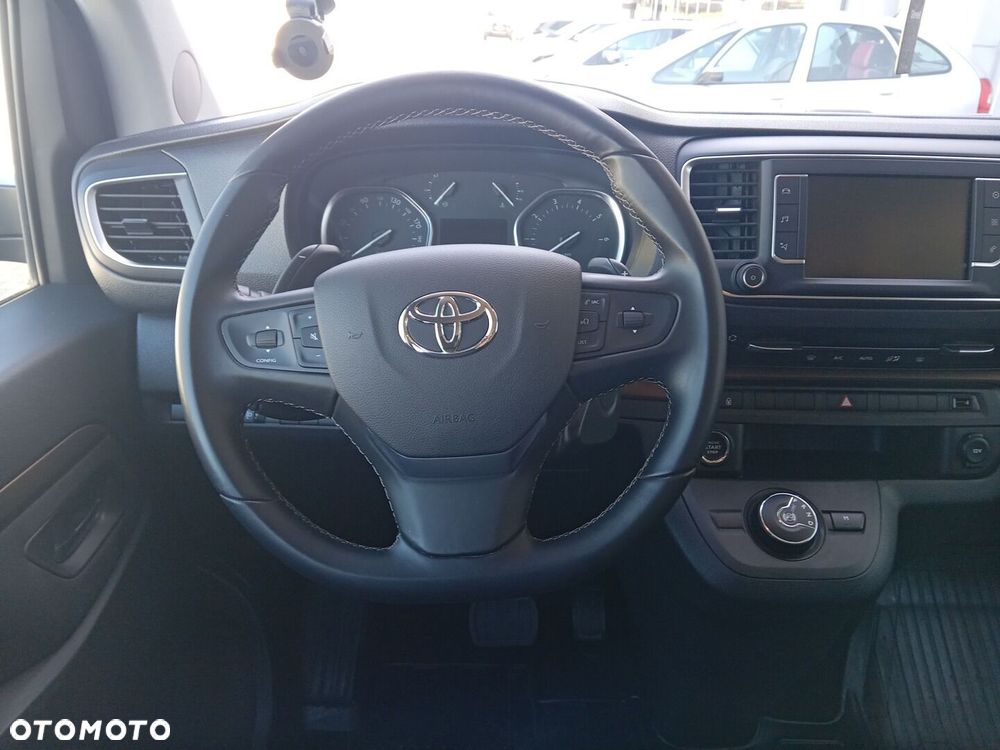 Toyota Proace Verso 2.0 D4-D Long Family - 18
