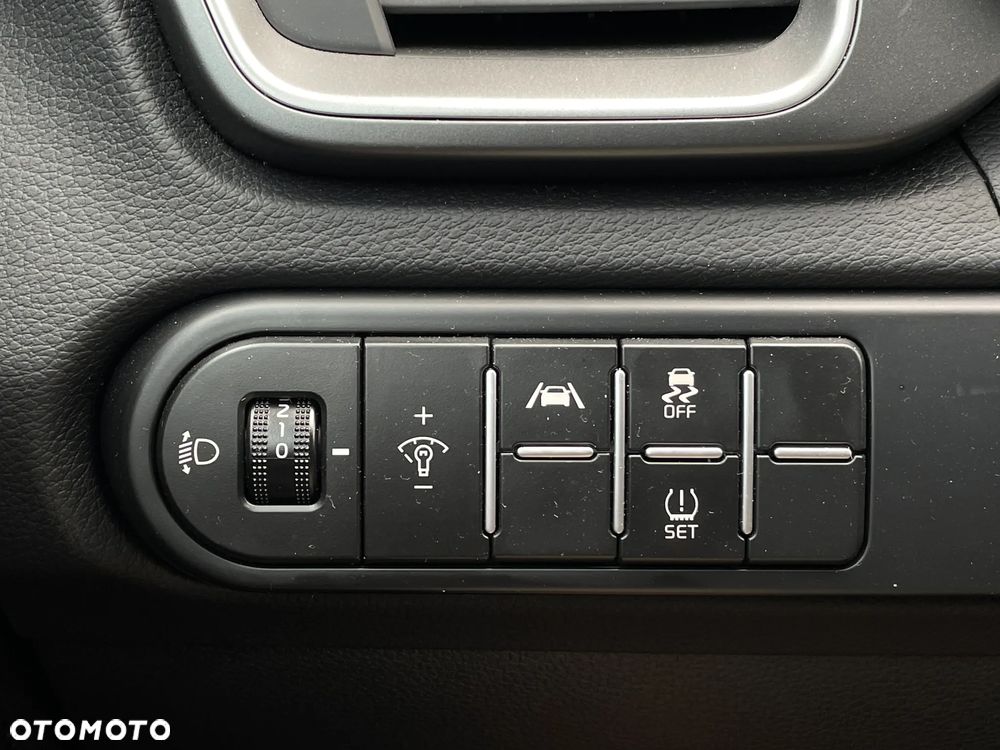 Kia XCeed 1.5 T-GDI M DCT - 14