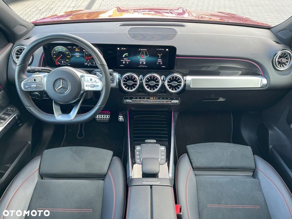 Mercedes-Benz GLB - 18