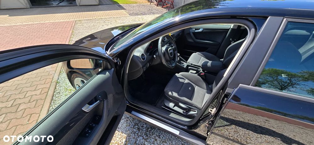 Audi A3 Sportback 1.9 TDI DPF Ambiente - 9